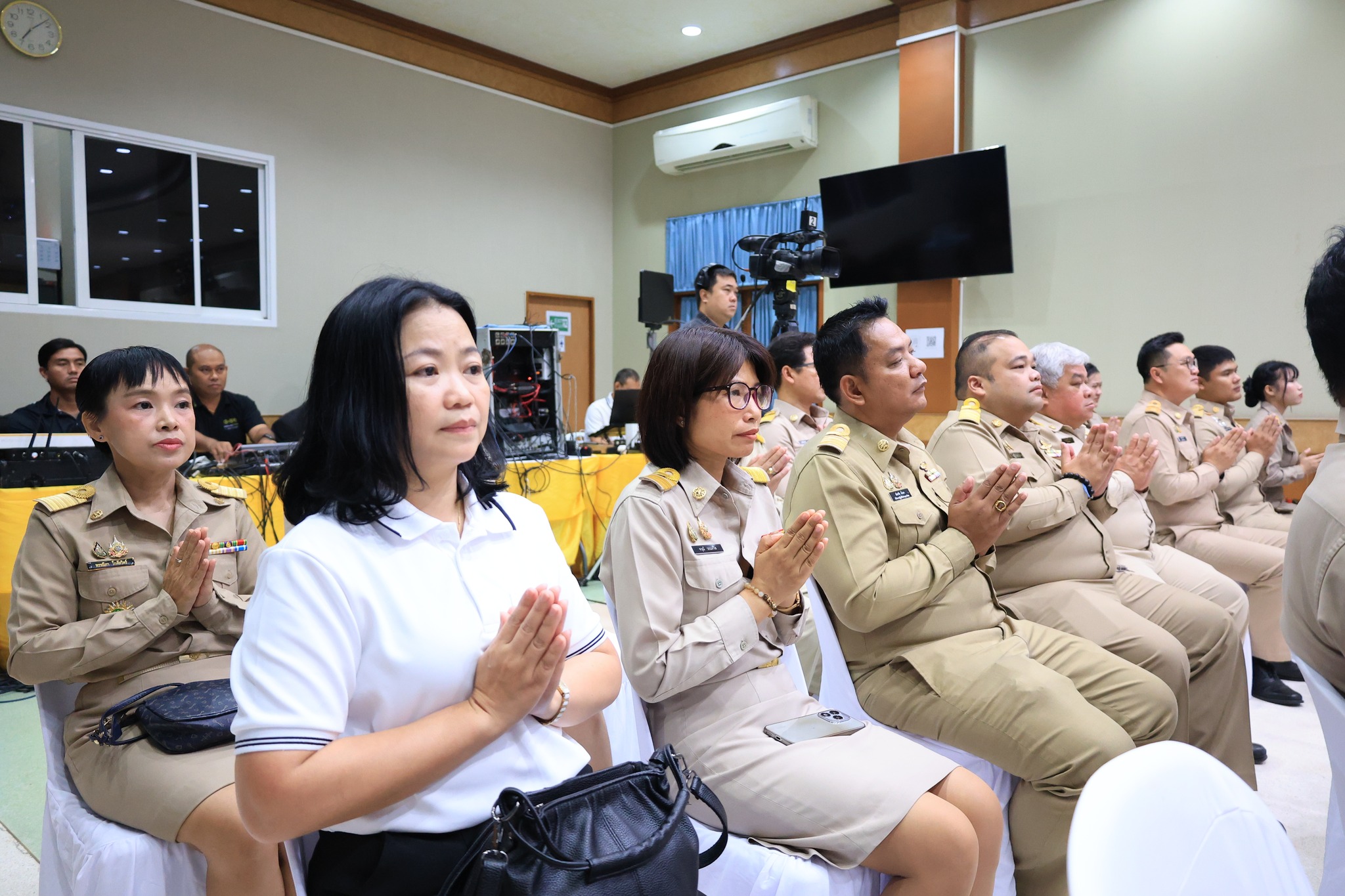 title - ส.ป.ก. จัดพิธีสักการะสิ่งศักดิ์สิทธิ์และพิธีสงฆ์ในโอกาสวันคล้ายวันสถาปนาครบรอบ 51 ปี